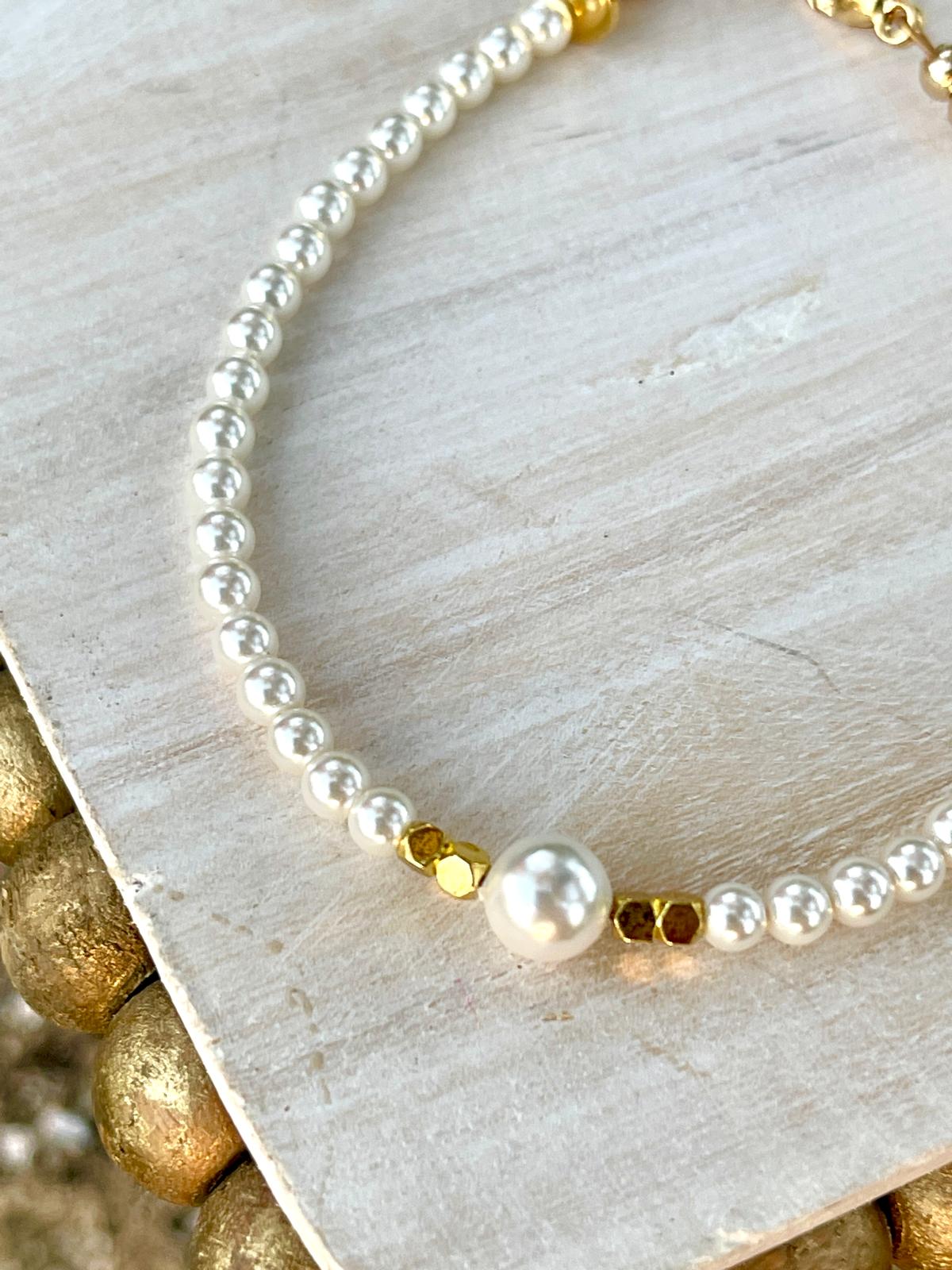 June Birthstone Eka Pearl Bracelet